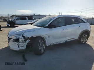 2021 Hyundai NEXO Limited с VIN KM8J84A64MU013710, выставлен на аукционе Copart как лот 52805915 с пробегом 18 874 миль миль и Списание • Salvage title. История ставок и продаж доступна на DreamBid. Изображение 1.