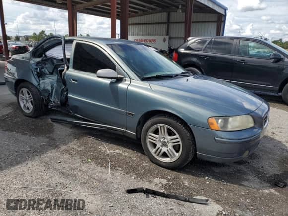 2005 Volvo S60 с VIN YV1RS592752474469, выставлен на аукционе Copart как лот 70924455 с пробегом 124 230 миль миль и Списание • Salvage title. История ставок и продаж доступна на DreamBid. Изображение 4.