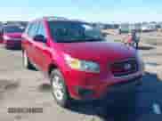 2010 Hyundai Santa Fe GLS z VIN 5NMSG3AB9AH411551, wystawiony jako IAAI lot #43476897 z przebiegiem 212 665 mil mil oraz . Historia ofert i sprzedaży dostępna na DreamBid. Obrazek 1.