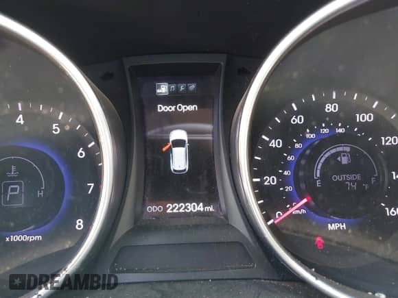 2013 Hyundai Santa Fe Sport с VIN 5XYZUDLA8DG052306, выставлен на аукционе IAAI как лот 42632218 с пробегом 222 304 миль миль и . История ставок и продаж доступна на DreamBid. Изображение 15.