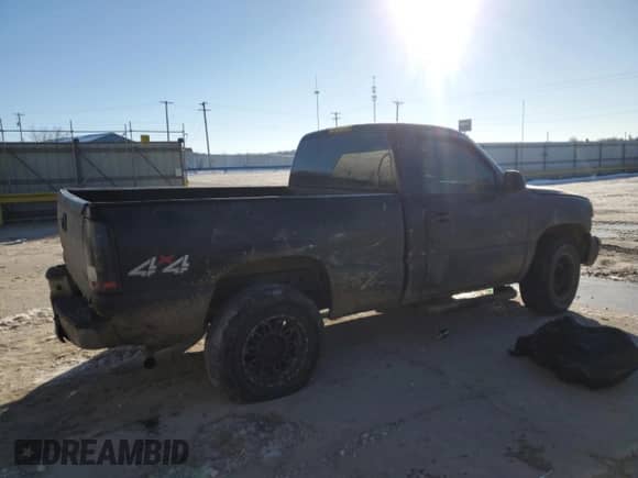 2006 GMC Sierra 1500 Work Truck z VIN 1GTEK14X26Z142173, wystawiony jako Copart lot #88342695 z przebiegiem 170 171 mil mil oraz Szkoda całkowita • Salvage title. Historia ofert i sprzedaży dostępna na DreamBid. Obrazek 3.