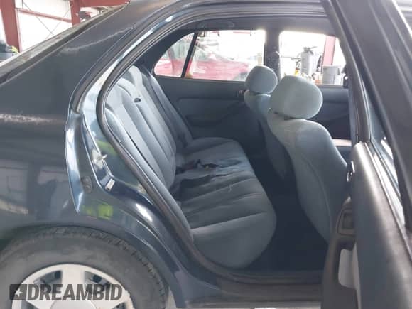 1993 Toyota Camry with VIN JT2VK12E4P0229377, listed as a IAAI auction lot 43348973 with 152,562 mi miles and . Bid and sale history available at DreamBid. Image 8.