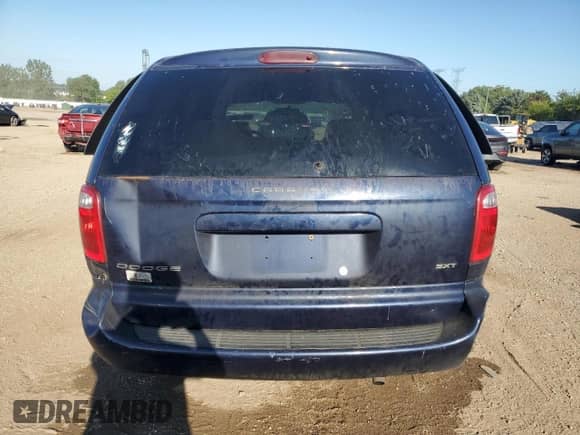 2005 Dodge Caravan SXT with VIN 1D4GP45R95B156433, listed as a Copart auction lot 70508265 with 236,381 mi miles and Salvage title. Bid and sale history available at DreamBid. Image 6.