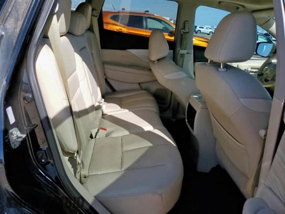 2017 Nissan Murano SL z VIN 5N1AZ2MH2HN137862, wystawiony jako Copart lot #80147585 z przebiegiem 62 559 mil mil oraz Czysty tytuł • Clean title. Historia ofert i sprzedaży dostępna na DreamBid. Obrazek 11.