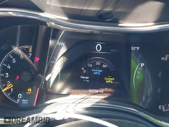 2021 Jeep Grand Cherokee Laredo E с VIN 1C4RJFAG5MC568168, выставлен на аукционе IAAI как лот 42018043 с пробегом 54 739 миль миль и . История ставок и продаж доступна на DreamBid. Изображение 7.