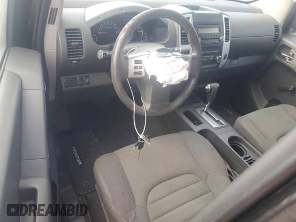 2016 Nissan Frontier S z VIN 1N6BD0CT7GN721364, wystawiony jako Copart lot #83814015 z przebiegiem 173 230 mil mil oraz Szkoda całkowita • Salvage title. Historia ofert i sprzedaży dostępna na DreamBid. Obrazek 8.