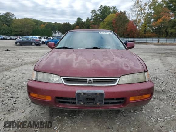 1997 Honda Accord LX with VIN 1HGCD5631VA013813, listed as a Copart auction lot 82358615 with 99,899 mi miles and Clean title. Bid and sale history available at DreamBid. Image 5.