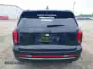 2025 Hyundai Palisade Calligraphy z VIN KM8R7DGE2SU808630, wystawiony jako IAAI lot #42340230 z przebiegiem 5 093 mil mil oraz . Historia ofert i sprzedaży dostępna na DreamBid. Obrazek 17.