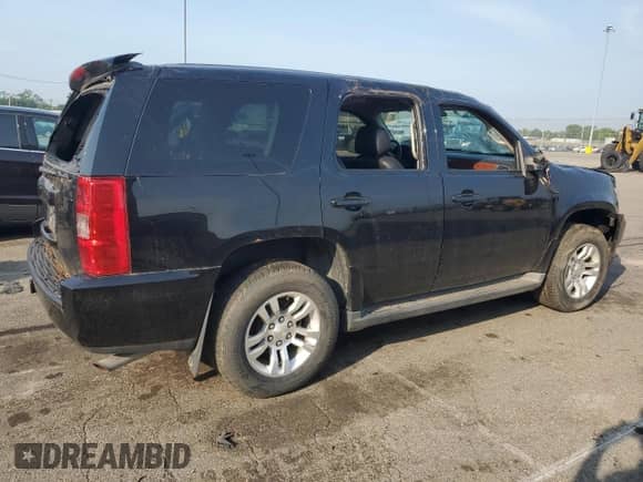 2009 Chevrolet Tahoe с VIN 1GNFK13579R108925, выставлен на аукционе Copart как лот 60170325 с пробегом Не указан миль и Списание • Salvage title. История ставок и продаж доступна на DreamBid. Изображение 3.