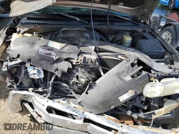 2000 Chevrolet Silverado 1500 LS with VIN 1GCEC14V3YE350780, listed as a Copart auction lot 51904584 with 270,350 mi miles and Salvage title. Bid and sale history available at DreamBid. Image 11.