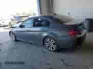 2007 BMW 3 Series 328i z VIN WBAVA33537PV66051, wystawiony jako Copart lot #82264715 z przebiegiem 102 572 mil mil oraz Szkoda całkowita • Salvage title. Historia ofert i sprzedaży dostępna na DreamBid. Obrazek 2.