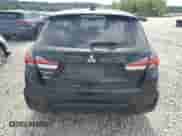 2021 Mitsubishi Outlander ES z VIN JA4ARUAU6MU031474, wystawiony jako Copart lot #69623645 z przebiegiem 58 157 mil mil oraz Szkoda całkowita • Salvage title. Historia ofert i sprzedaży dostępna na DreamBid. Obrazek 6.
