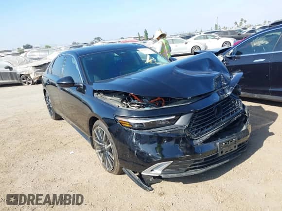 2024 Honda Accord Touring with VIN 1HGCY2F80RA039016, listed as a IAAI auction lot 42666767 with 18,068 mi miles and . Bid and sale history available at DreamBid. Image 1.