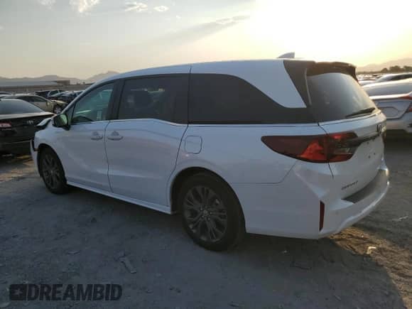 2025 Honda Odyssey Touring с VIN 5FNRL6H82SB004745, выставлен на аукционе Copart как лот 65039675 с пробегом 18 167 миль миль и Списание • Salvage title. История ставок и продаж доступна на DreamBid. Изображение 2.