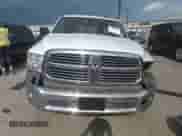 2017 Ram 1500 Big Horn z VIN 3C6RR6LT6HG734551, wystawiony jako IAAI lot #42318563 z przebiegiem 131 922 mil mil oraz . Historia ofert i sprzedaży dostępna na DreamBid. Obrazek 13.