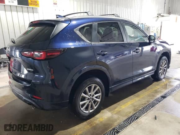 2024 Mazda CX-5 S Preferred z VIN JM3KFBCM7R0400935, wystawiony jako Copart lot #81638955 z przebiegiem 40 306 mil mil oraz Szkoda całkowita • Salvage title. Historia ofert i sprzedaży dostępna na DreamBid. Obrazek 3.