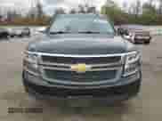 2016 Chevrolet Suburban LT with VIN 1GNSKHKC8GR405917, listed as a Copart auction lot 82617755 with 328,636 mi miles and Clean title. Bid and sale history available at DreamBid. Image 5.