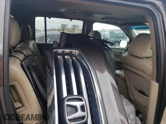 2014 Honda Pilot Touring with VIN 5FNYF4H92EB052430, listed as a Copart auction lot 85482875 with 233,599 mi miles and Salvage title. Bid and sale history available at DreamBid. Image 11.