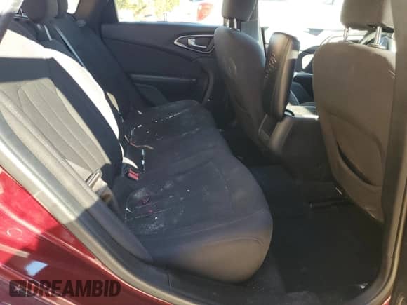 2015 Chrysler 200 LX с VIN 1C3CCCFB3FN560724, выставлен на аукционе Copart как лот 41532275 с пробегом 183 310 миль миль и Списание • Salvage title. История ставок и продаж доступна на DreamBid. Изображение 10.