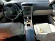 2010 Lexus IS 250 z VIN JTHCF5C28A5038620, wystawiony jako Copart lot #69744315 z przebiegiem Nie podano mil oraz Szkoda całkowita • Salvage title. Historia ofert i sprzedaży dostępna na DreamBid. Obrazek 8.