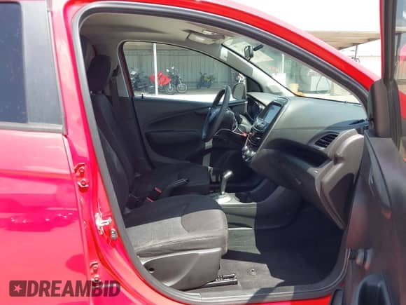 2019 Chevrolet Spark LS с VIN KL8CB6SA1KC753871, выставлен на аукционе IAAI как лот 42861143 с пробегом 64 099 миль миль и . История ставок и продаж доступна на DreamBid. Изображение 5.