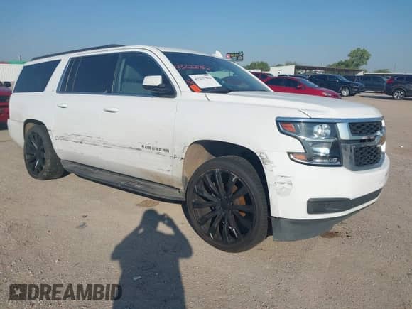 2016 Chevrolet Suburban LT z VIN 1GNSCHKC2GR455015, wystawiony jako IAAI lot #43211962 z przebiegiem 158 120 mil mil oraz . Historia ofert i sprzedaży dostępna na DreamBid. Obrazek 1.