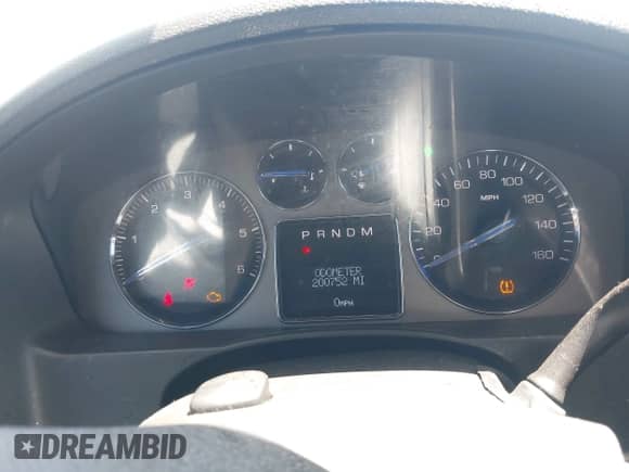 2008 Cadillac Escalade ESV с VIN 1GYFK66888R221139, выставлен на аукционе IAAI как лот 42671536 с пробегом 200 752 миль миль и . История ставок и продаж доступна на DreamBid. Изображение 7.