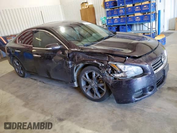 2014 Nissan Maxima SV z VIN 1N4AA5AP5EC448398, wystawiony jako Copart lot #82405615 z przebiegiem 157 643 mil mil oraz Szkoda całkowita • Salvage title. Historia ofert i sprzedaży dostępna na DreamBid. Obrazek 4.