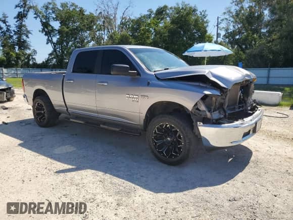 2020 Ram 1500 SLT z VIN 1C6RR7TT6LS119828, wystawiony jako Copart lot #66484825 z przebiegiem 131 107 mil mil oraz Nie do naprawy • Non repairable. Historia ofert i sprzedaży dostępna na DreamBid. Obrazek 4.