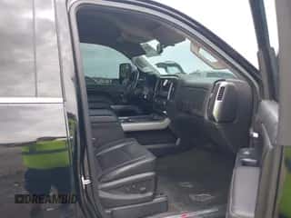 2015 Chevrolet Silverado 2500HD LTZ с VIN 1GC1KWE8XFF642344, выставлен на аукционе IAAI как лот 43053101 с пробегом 169 693 миль миль и . История ставок и продаж доступна на DreamBid. Изображение 5.