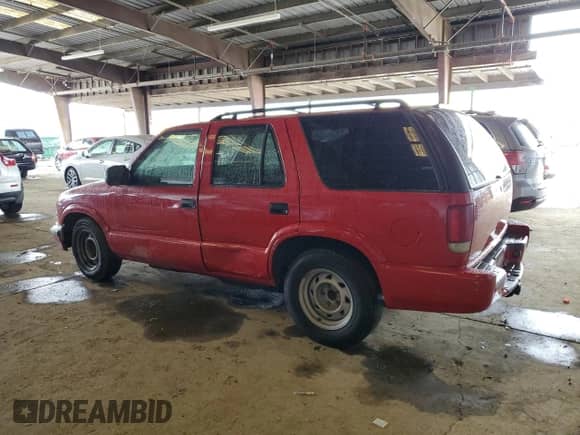 2001 Chevrolet Blazer LT with VIN 1GNCS13W71K106813, listed as a Copart auction lot 48734085 with 205,599 mi miles and Salvage title. Bid and sale history available at DreamBid. Image 2.