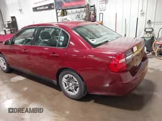 2007 Chevrolet Malibu 1FL с VIN 1G1ZS57F57F167396, выставлен на аукционе IAAI как лот 43050712 с пробегом Не указан миль и . История ставок и продаж доступна на DreamBid. Изображение 3.