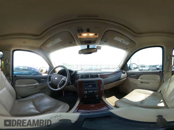 2011 Chevrolet Tahoe LTZ с VIN 1GNSCCE07BR383452, выставлен на аукционе IAAI как лот 43137193 с пробегом 219 990 миль миль и . История ставок и продаж доступна на DreamBid. Изображение 18.