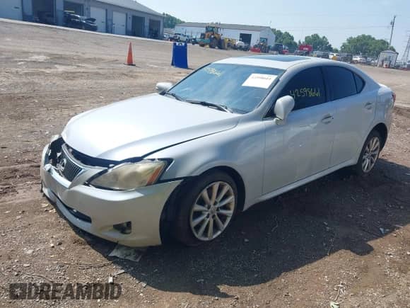 2009 Lexus IS 250 z VIN JTHCK262592029117, wystawiony jako IAAI lot #42598661 z przebiegiem 228 690 mil mil oraz . Historia ofert i sprzedaży dostępna na DreamBid. Obrazek 2.