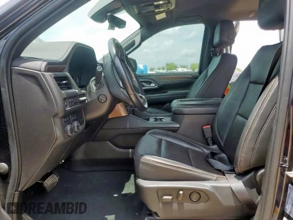 2021 Chevrolet Suburban High Country with VIN 1GNSKGKL6MR276002, listed as a Copart auction lot 57682825 with 67,706 mi miles and Salvage title. Bid and sale history available at DreamBid. Image 7.