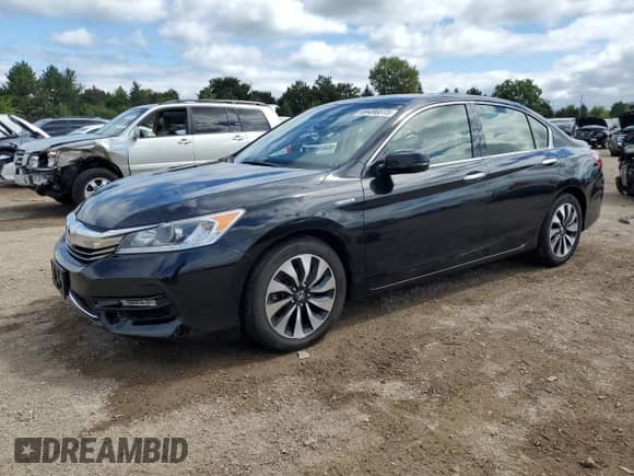2017 Honda Accord EX-L with VIN JHMCR6F58HC029134, listed as a Copart auction lot 69496515 with 68,636 mi miles and Salvage title. Bid and sale history available at DreamBid. Image 1.