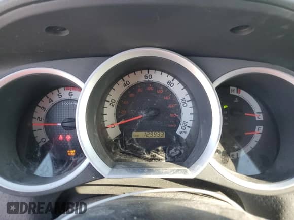 2012 Toyota Tacoma с VIN 5TFTX4CN3CX012016, выставлен на аукционе Copart как лот 90054215 с пробегом 129 993 миль миль и Списание • Salvage title. История ставок и продаж доступна на DreamBid. Изображение 9.