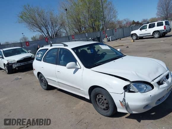 2000 Hyundai Elantra с VIN KMHJW35F7YU158918, выставлен на аукционе IAAI как лот 41966118 с пробегом 202 095 миль миль и . История ставок и продаж доступна на DreamBid. Изображение 1.