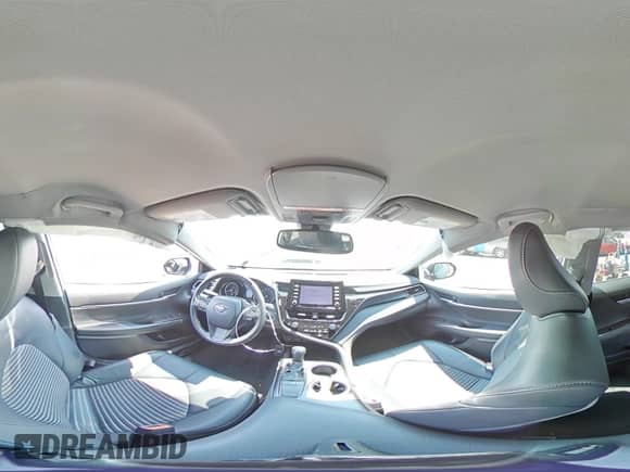 2023 Toyota Camry SE z VIN 4T1T11AK9PU724462, wystawiony jako Copart lot #63586135 z przebiegiem 31 224 mil mil oraz Szkoda całkowita • Salvage title. Historia ofert i sprzedaży dostępna na DreamBid. Obrazek 14.