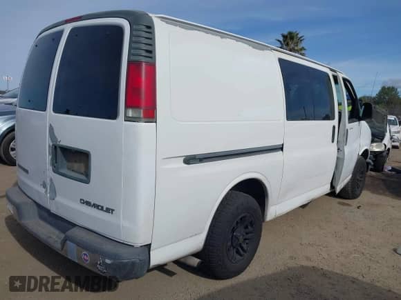 2002 Chevrolet Express с VIN 1GCEG15W121226906, выставлен на аукционе IAAI как лот 41882849 с пробегом 184 790 миль миль и . История ставок и продаж доступна на DreamBid. Изображение 4.