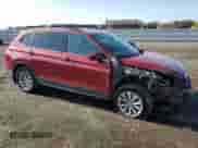 2019 Volkswagen Tiguan S с VIN 3VV1B7AX5KM009023, выставлен на аукционе Copart как лот 80856675 с пробегом 95 275 миль миль и Списание • Salvage title. История ставок и продаж доступна на DreamBid. Изображение 4.