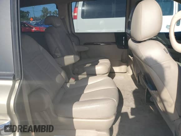 2007 Hyundai Entourage GLS с VIN KNDMC233876010793, выставлен на аукционе Copart как лот 54552505 с пробегом 180 231 миль миль и Чистый • Clean title. История ставок и продаж доступна на DreamBid. Изображение 11.