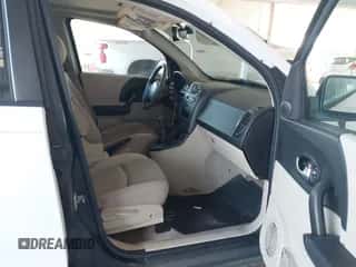 2005 Saturn VUE z VIN 5GZCZ23D05S862352, wystawiony jako IAAI lot #43437010 z przebiegiem 140 728 mil mil oraz . Historia ofert i sprzedaży dostępna na DreamBid. Obrazek 5.