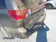 2004 Toyota Sienna XLE z VIN 5TDZA22C24S216460, wystawiony jako IAAI lot #43482595 z przebiegiem 289 353 mil mil oraz . Historia ofert i sprzedaży dostępna na DreamBid. Obrazek 6.