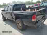 2003 Dodge Dakota с VIN 1D7HG38Z13S220152, выставлен на аукционе Copart как лот 54314515 с пробегом Не указан миль и Списание • Salvage title. История ставок и продаж доступна на DreamBid. Изображение 2.