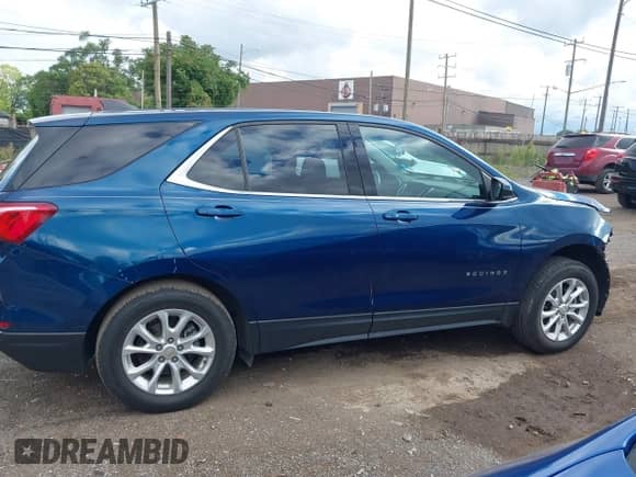 2020 Chevrolet Equinox LT с VIN 2GNAXJEV2L6114353, выставлен на аукционе IAAI как лот 43048567 с пробегом 79 887 миль миль и . История ставок и продаж доступна на DreamBid. Изображение 13.