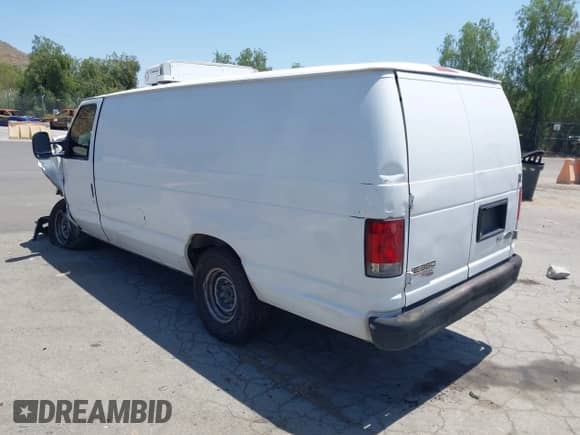 2011 Ford Econoline Cargo Commercial with VIN 1FTSS3EL0BDA84923, listed as a IAAI auction lot 42332774 with 503,632 mi miles and . Bid and sale history available at DreamBid. Image 3.