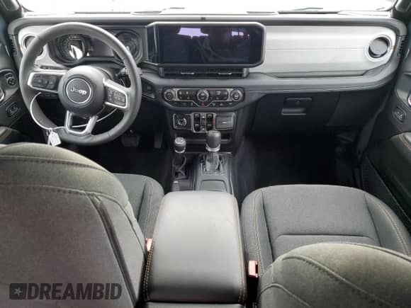 2025 Jeep Wrangler Sahara with VIN 1C4RJXP67SW600277, listed as a Copart auction lot 80646555 with 5,389 mi miles and Clean title. Bid and sale history available at DreamBid. Image 8.