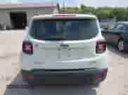 2017 Jeep Renegade Latitude с VIN ZACCJABB0HPF00759, выставлен на аукционе IAAI как лот 42264251 с пробегом 246 494 миль миль и . История ставок и продаж доступна на DreamBid. Изображение 16.
