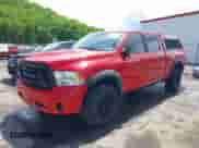 2019 Ram 1500 Big Horn z VIN 1C6RR7TT7KS516706, wystawiony jako IAAI lot #42237978 z przebiegiem 128 926 mil mil oraz . Historia ofert i sprzedaży dostępna na DreamBid. Obrazek 2.